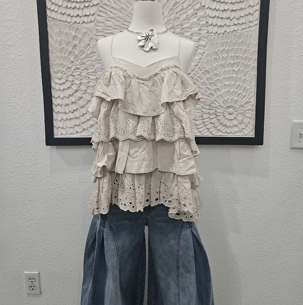 Boho Ivory Ruffled Eyelet Camisole Top - Picture 2 of 7